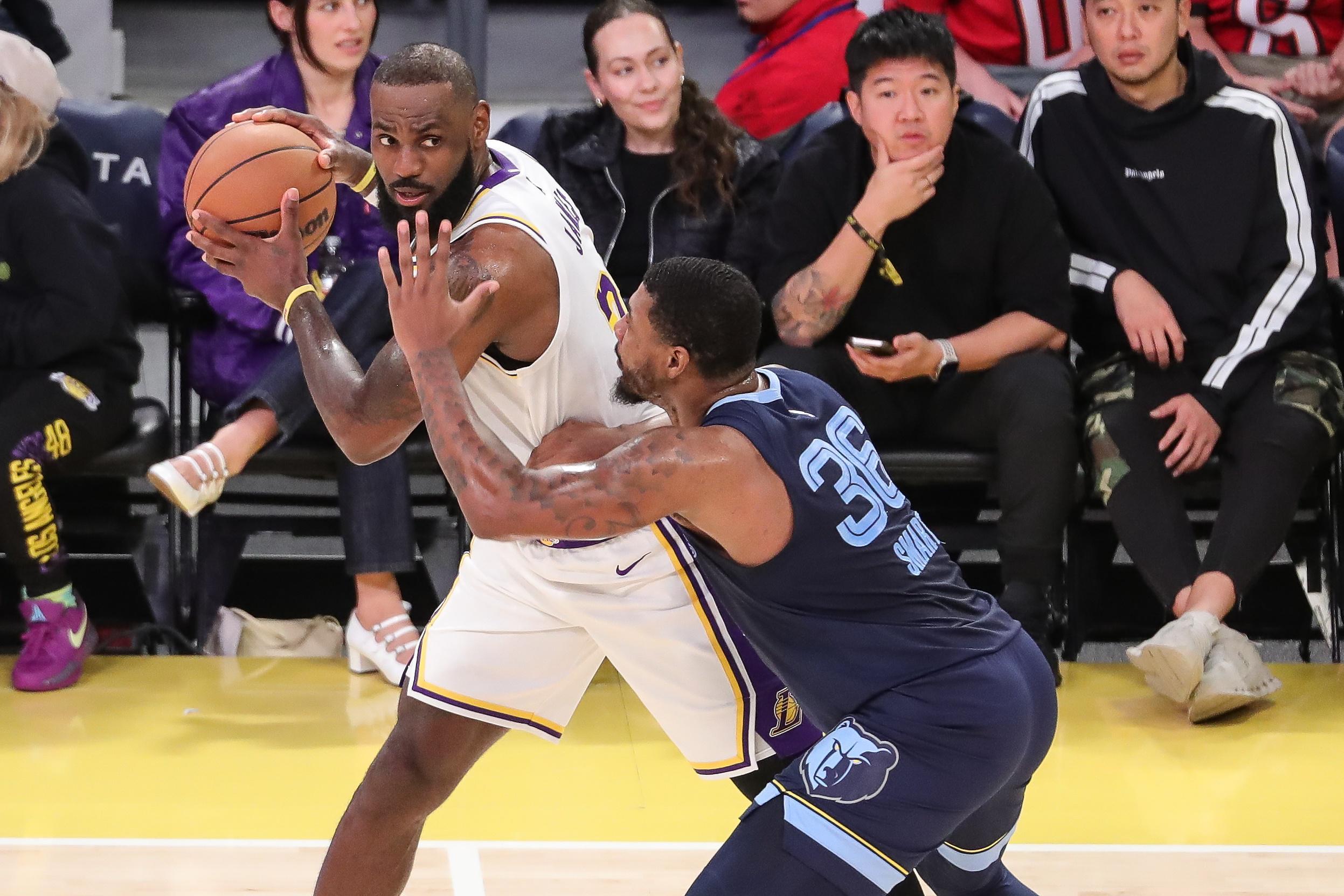 Kaiyun开云官方网站中国登录-畅想未来！联手詹姆斯东契奇 艾顿在湖人的最佳表现会是怎样的？