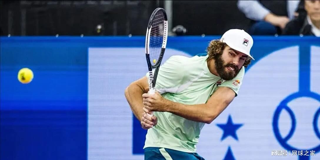 开云Kaiyun官网入口-史上身高第一球员奥佩尔卡，挑战史上最年轻的世界第一阿尔卡拉斯