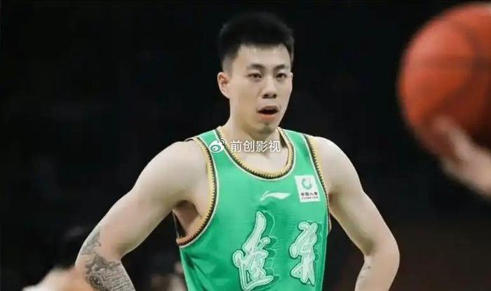 开云体育-中国官网登录入口-不止姜宇星,官宣,辽篮再签3人,1后卫+1前锋+1内线,杨鸣期待