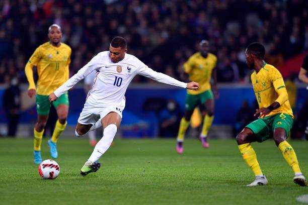 开云体育官网-姆巴佩追逐进球纪录 35岁吉鲁仍没到退出时候