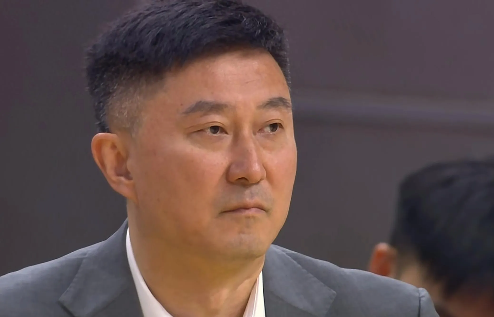 Kaiyun开云官方网站中国登录-102-54！广东又赢了，最大功臣诞生！杜锋2大败笔，数据一清二楚